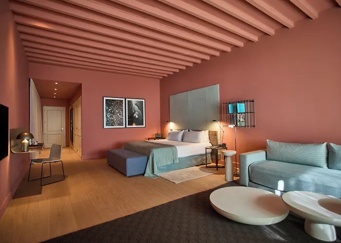 Calatrava Hotel, Mediterranean Sea House (Adults Only)